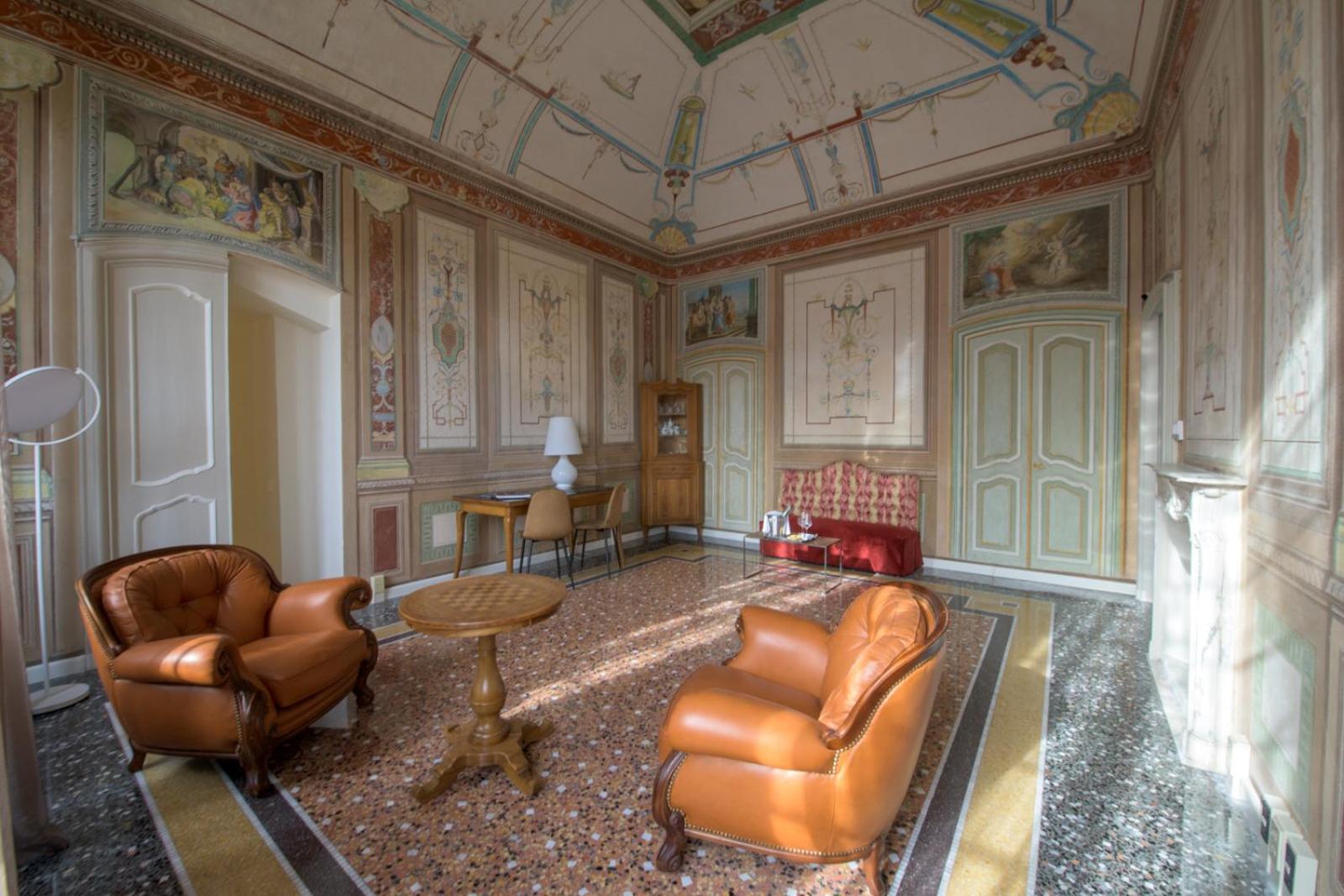Palazzo Sertorio Suites ガーヴィ エクステリア 写真